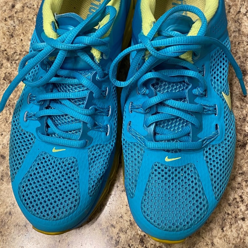 Women Nikes